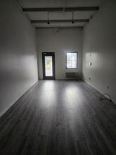 4303 S Bowen Rd, Arlington, TX for lease Interior Photo- Image 1 of 4