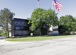 More details for 18311 W 10 Mile Rd, Southfield, MI - Office for Sale