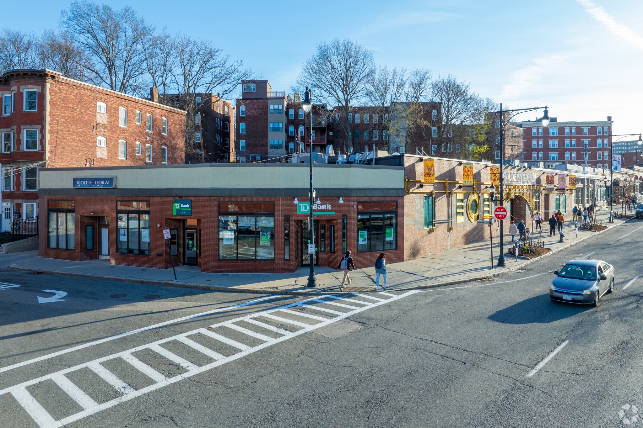 1651 Beacon St, Brookline, MA for lease Primary Photo- Image 1 of 6