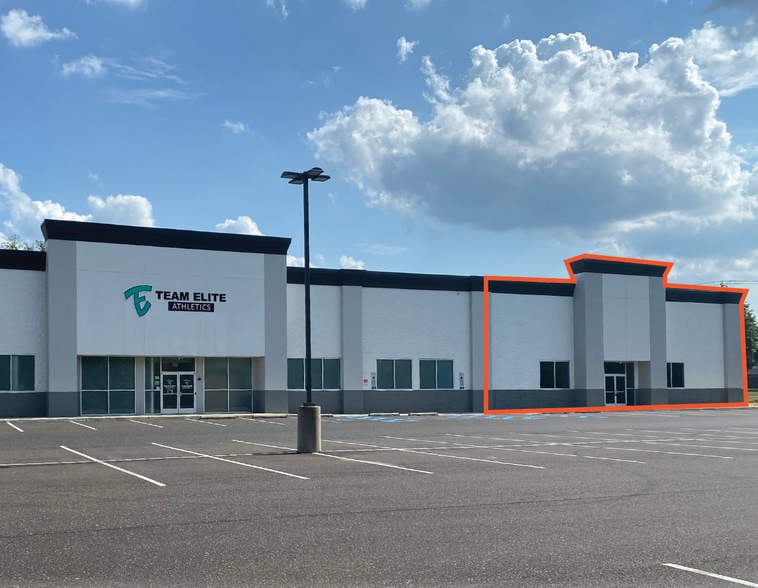 84 Haddon Ave, West Berlin, NJ for lease - Building Photo - Image 1 of 2