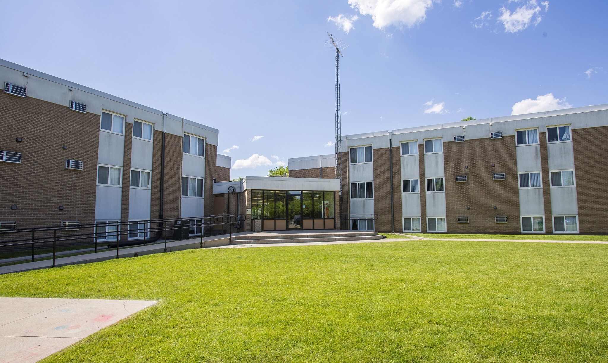 1301 2nd St NW, Waseca, MN for sale Building Photo- Image 1 of 1