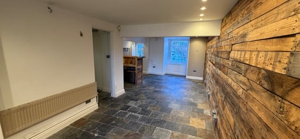 75 Bedford Pl, Southampton for lease Interior Photo- Image 1 of 3