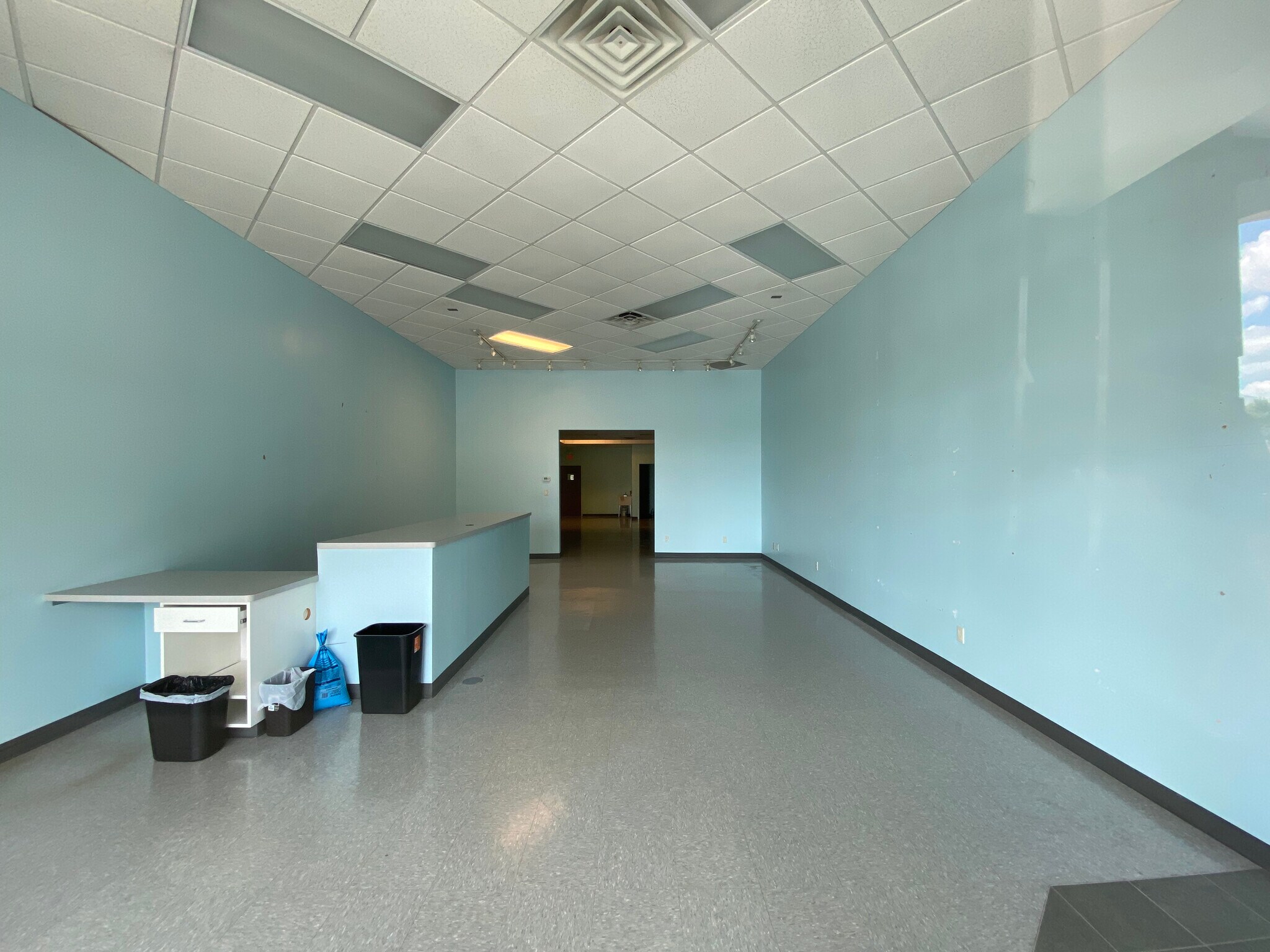 2131-2229 S Neil St, Champaign, IL for lease Building Photo- Image 1 of 1