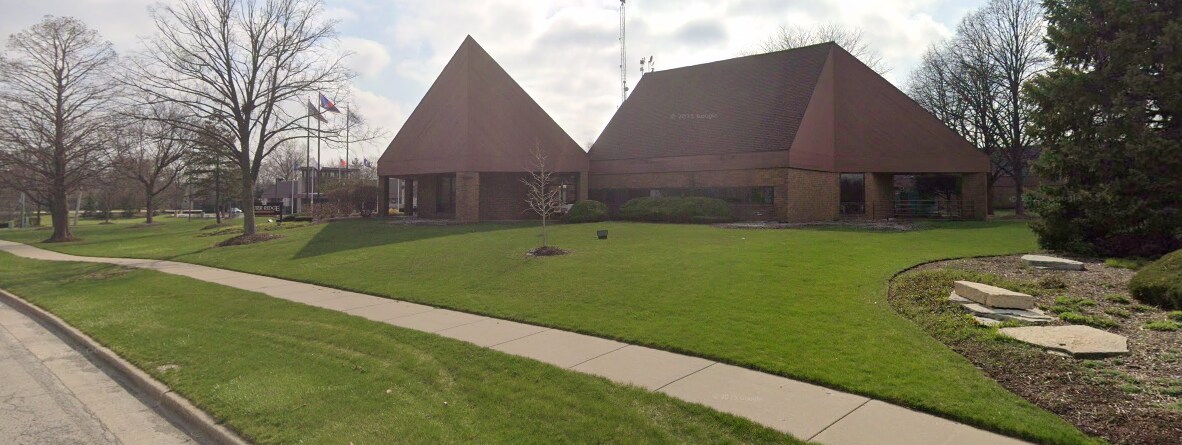 7660 S County Line Rd, Burr Ridge, IL for sale Primary Photo- Image 1 of 3