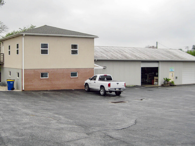 1880 W Mason Ave, York, PA for sale - Building Photo - Image 3 of 12