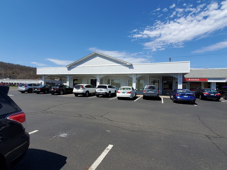 1646-1654 Litchfield Tpke, Woodbridge, CT for lease - Building Photo - Image 1 of 6