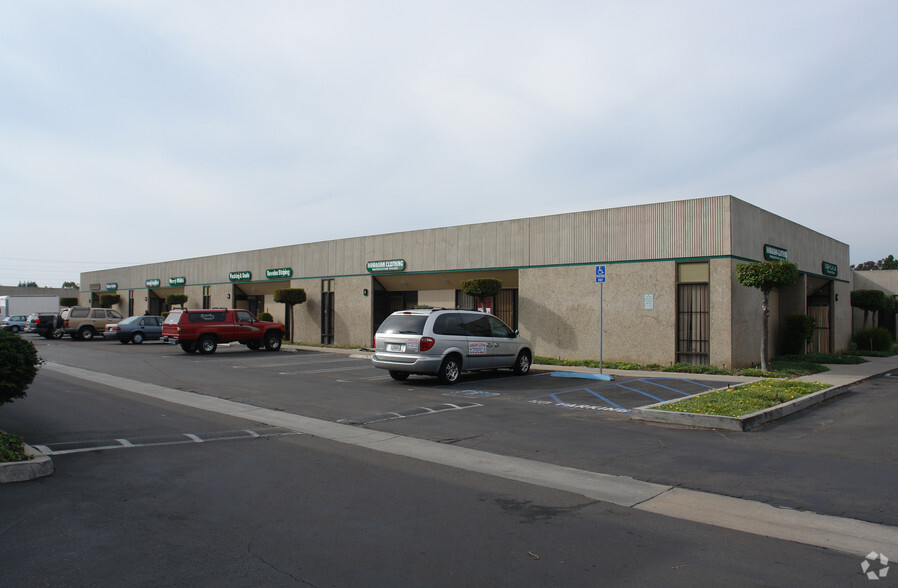 2601 Hoover Ave, National City, CA for lease - Building Photo - Image 3 of 13