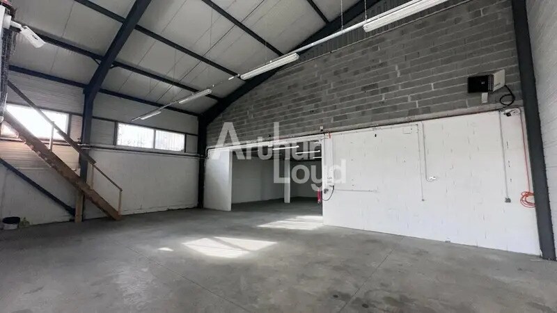 Flex in La Roche-sur-Foron for sale - Building Photo - Image 1 of 7