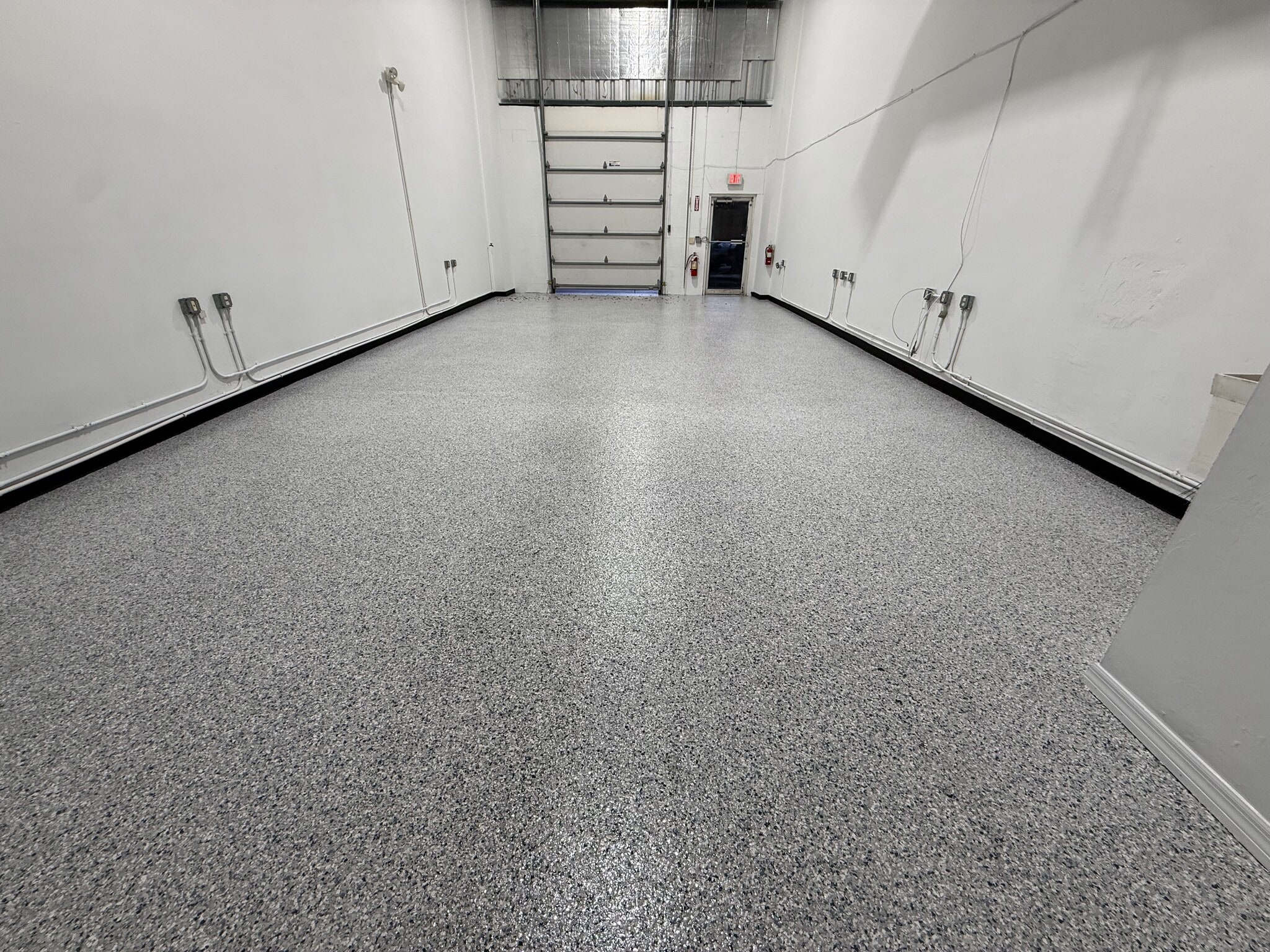 1430 Rail Head Blvd, Naples, FL for lease Interior Photo- Image 1 of 5