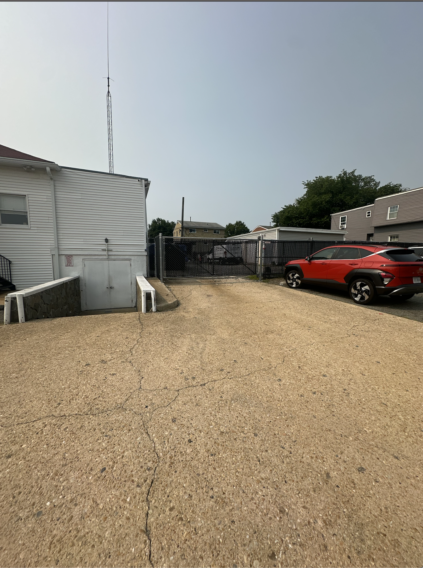 1611 S Walter Reed Dr, Arlington, VA for lease Building Photo- Image 1 of 12