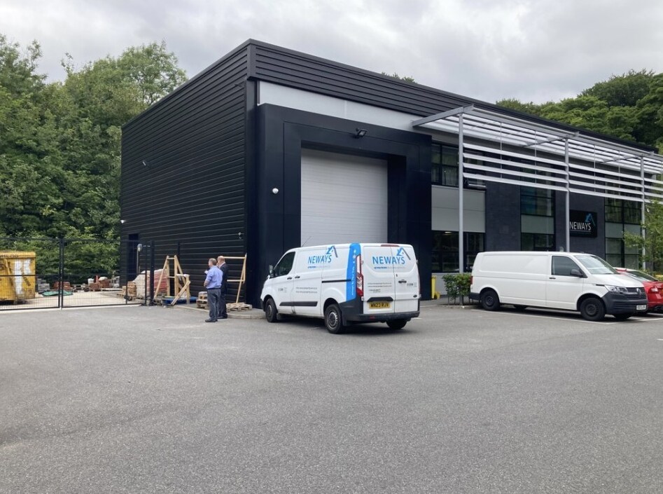 Churchill Way, Chapeltown for lease Building Photo- Image 1 of 10