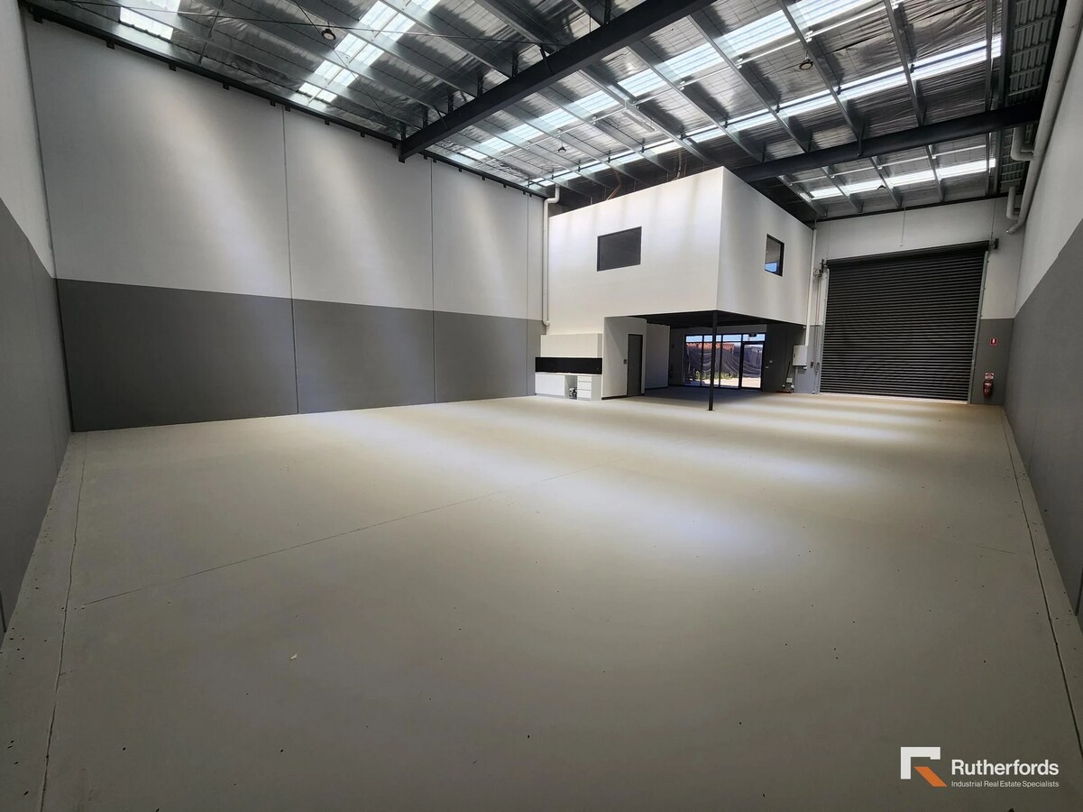 29-31 Craftsman Dr, Diggers Rest, VIC 3427 - Unit 29 - - Interior Photo - Image 1 of 4
