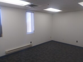 300 Wildwood Ave, Woburn, MA for lease Interior Photo- Image 2 of 3