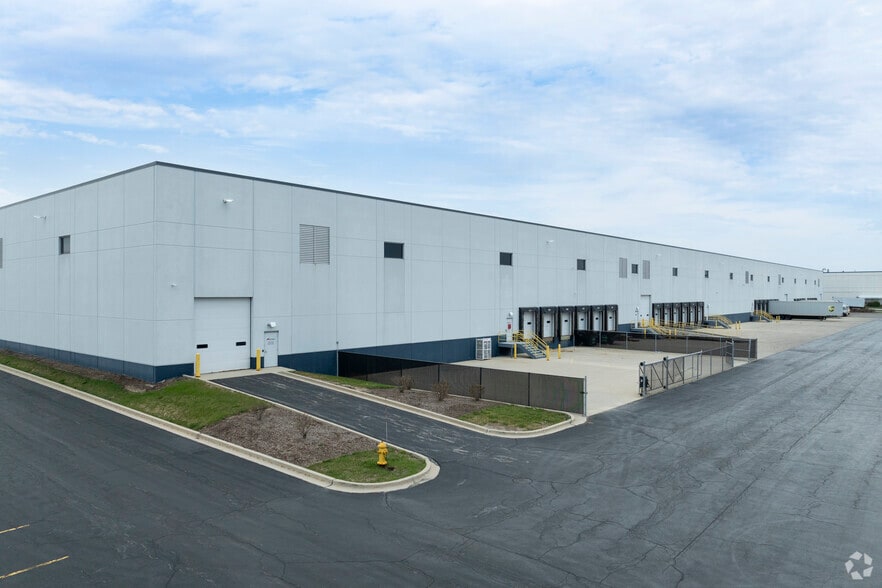 9200-9260 W 55th St, McCook, IL for lease - Building Photo - Image 3 of 6