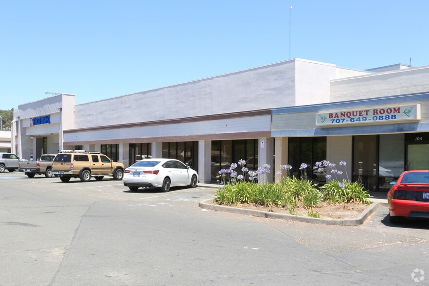 112-116 Springstowne Ctr, Vallejo, CA for sale - Building Photo - Image 2 of 2