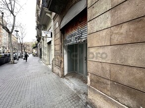 Retail in Barcelona, Barcelona for lease Building Photo- Image 2 of 13
