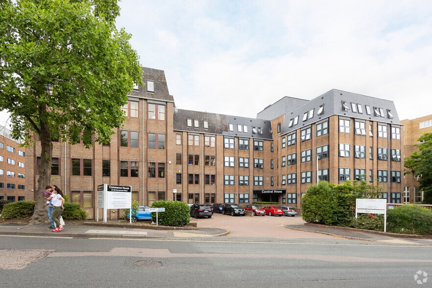 21-27 Perrymount Rd, Haywards Heath for lease - Building Photo - Image 1 of 3