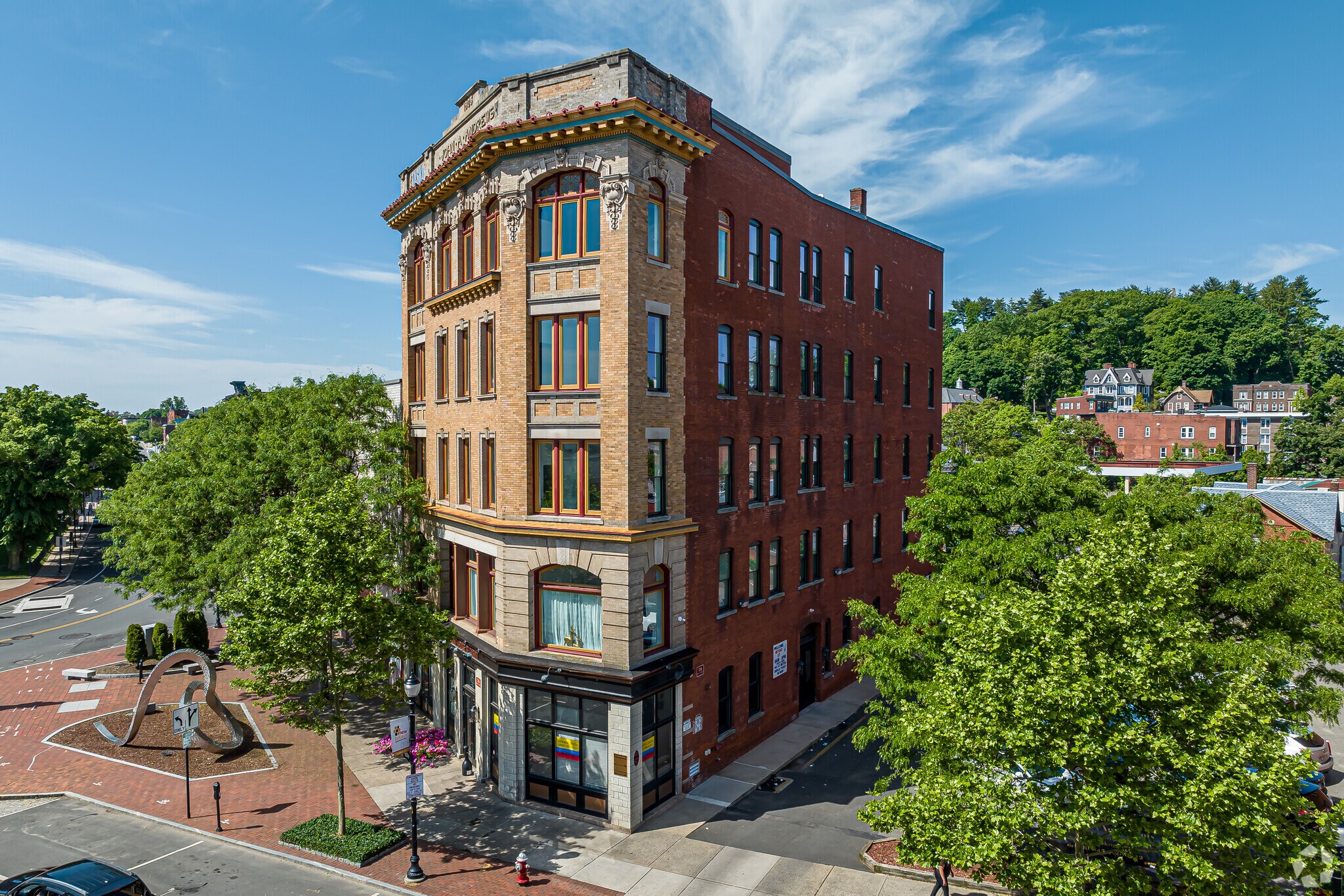 136 Main St, New Britain, CT for sale Primary Photo- Image 1 of 1
