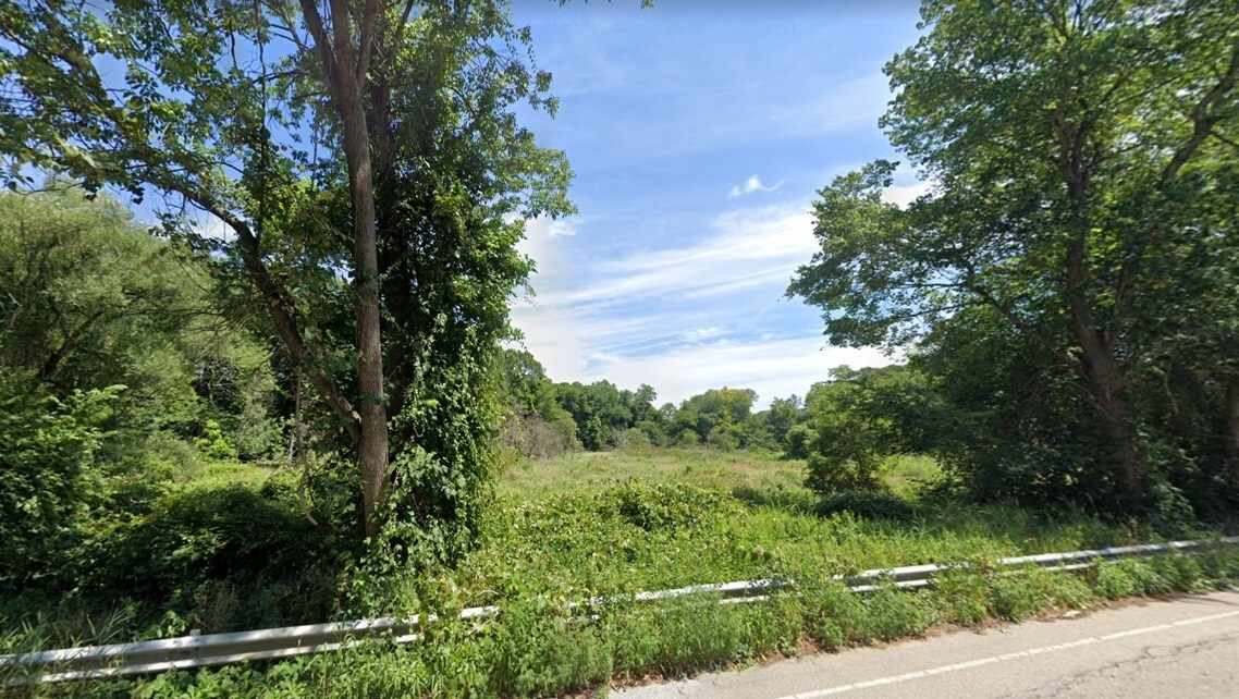 813 W Thames St, Norwich, CT for sale Primary Photo- Image 1 of 1