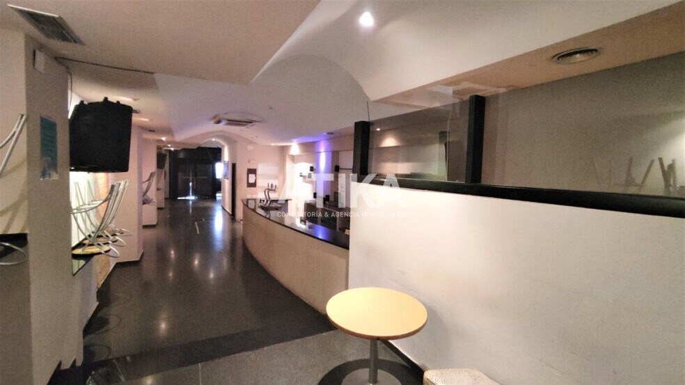 Retail in Ontinyent for sale - Building Photo - Image 2 of 16