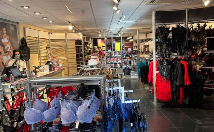 37-39 Fore St, Taunton for lease Interior Photo- Image 1 of 2