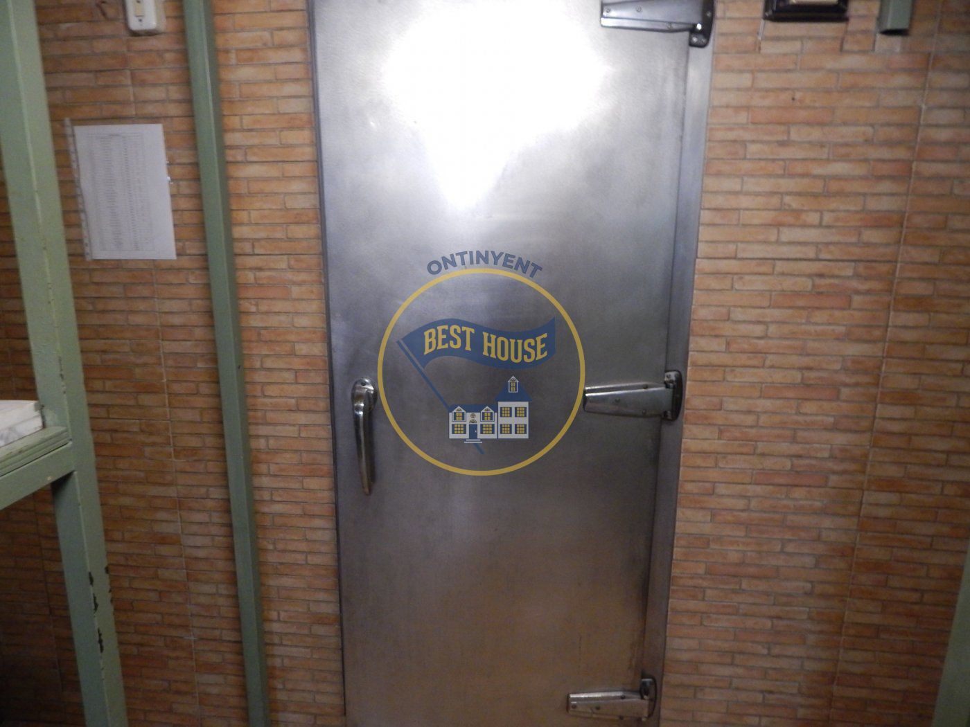 Retail in Ontinyent, Valencia for lease Building Photo- Image 1 of 9