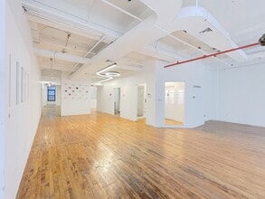 19-21 W 36th St, New York, NY for lease Interior Photo- Image 2 of 6