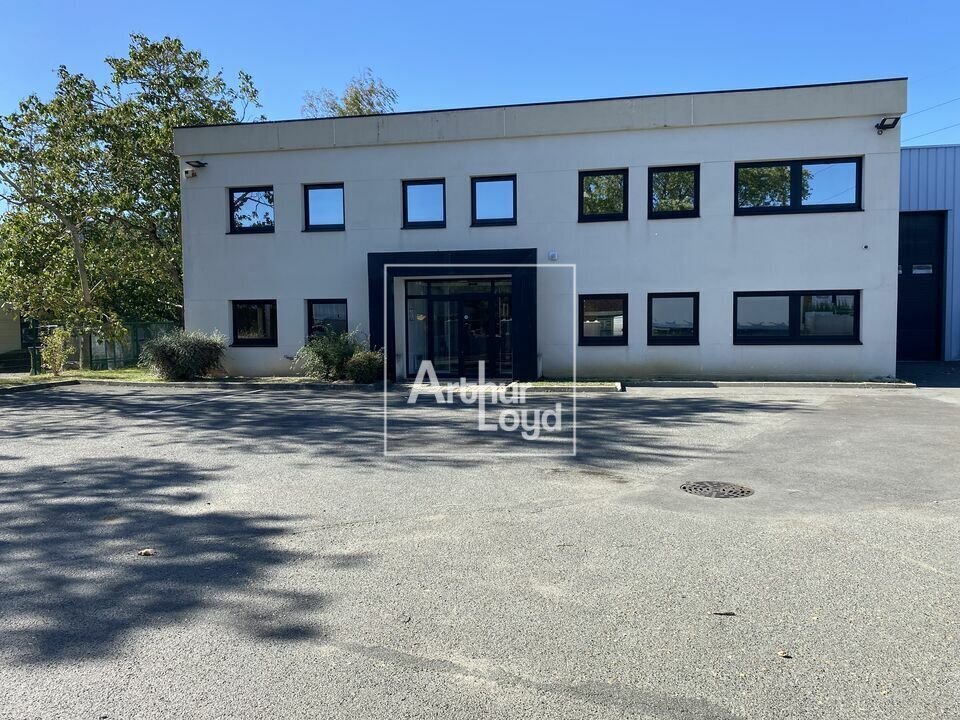 Flex in Lisses for sale Building Photo- Image 1 of 8