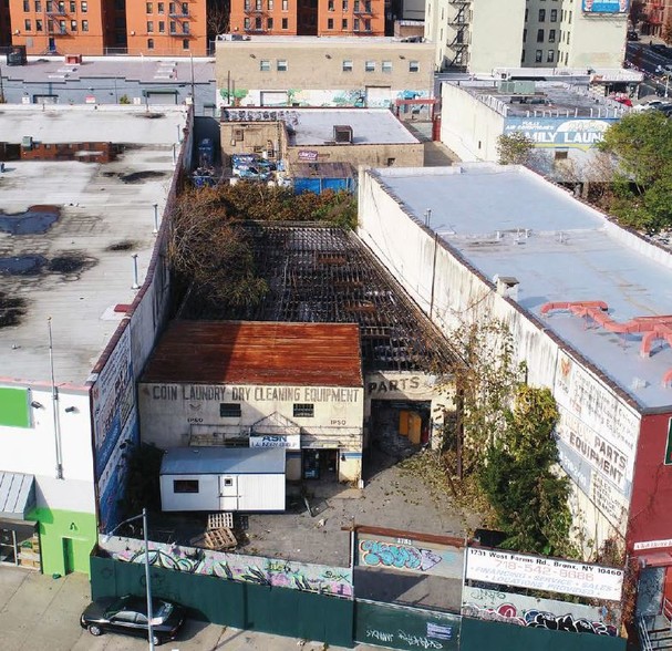 1731 W Farms Rd, Bronx, NY for sale - Building Photo - Image 1 of 1