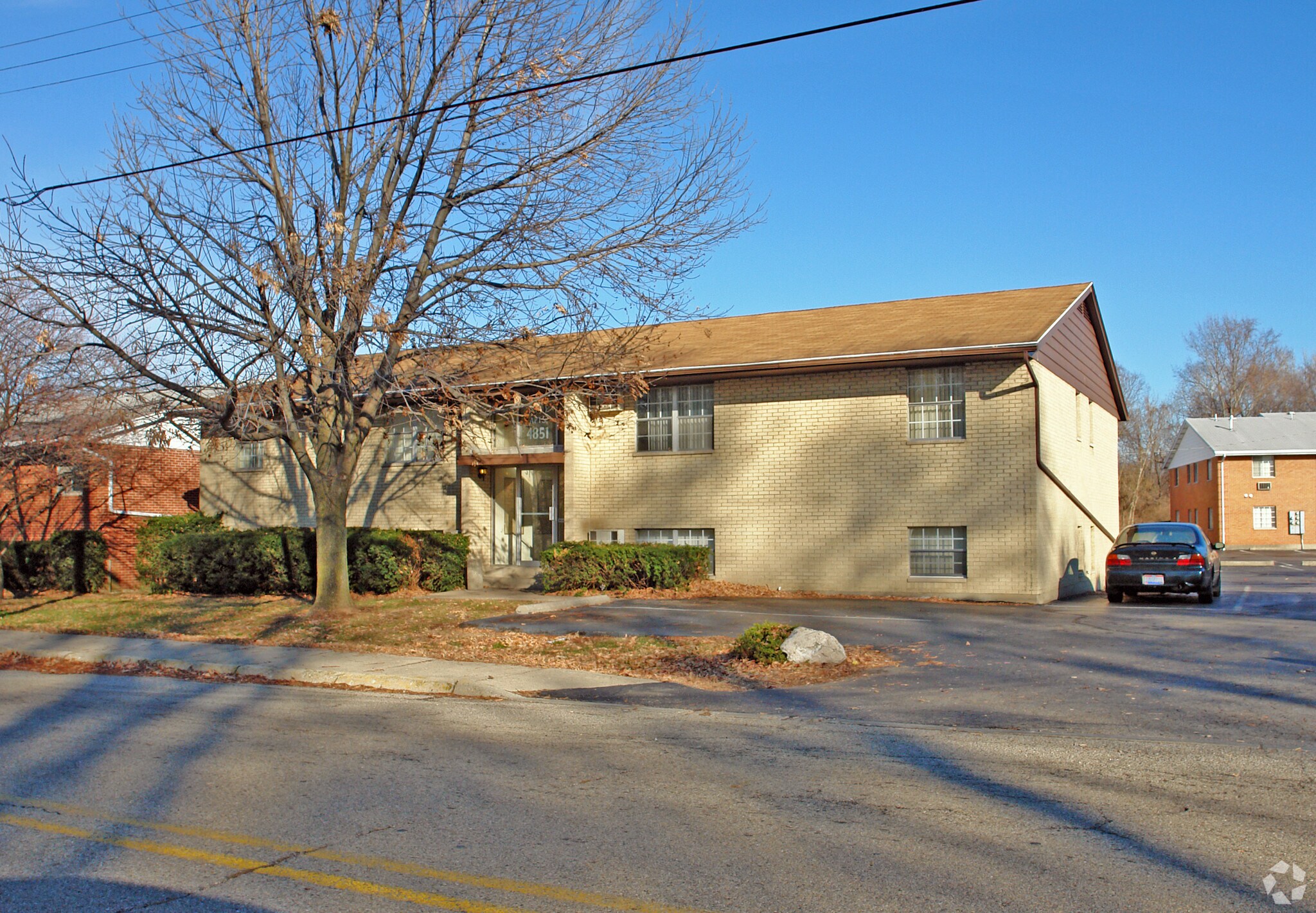 4880 Springfield St, Dayton, OH for sale Primary Photo- Image 1 of 1