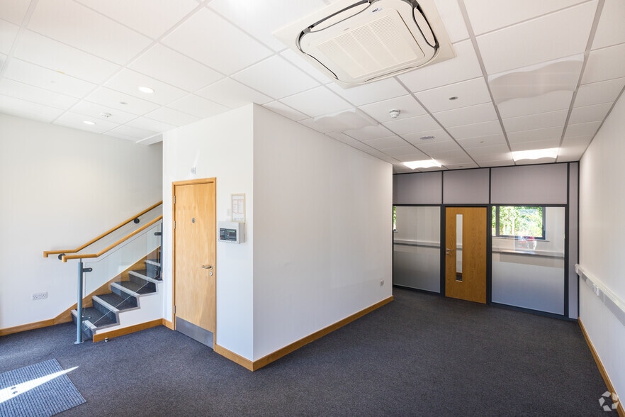 Nesfield Rd, Colchester for lease - Interior Photo - Image 3 of 31