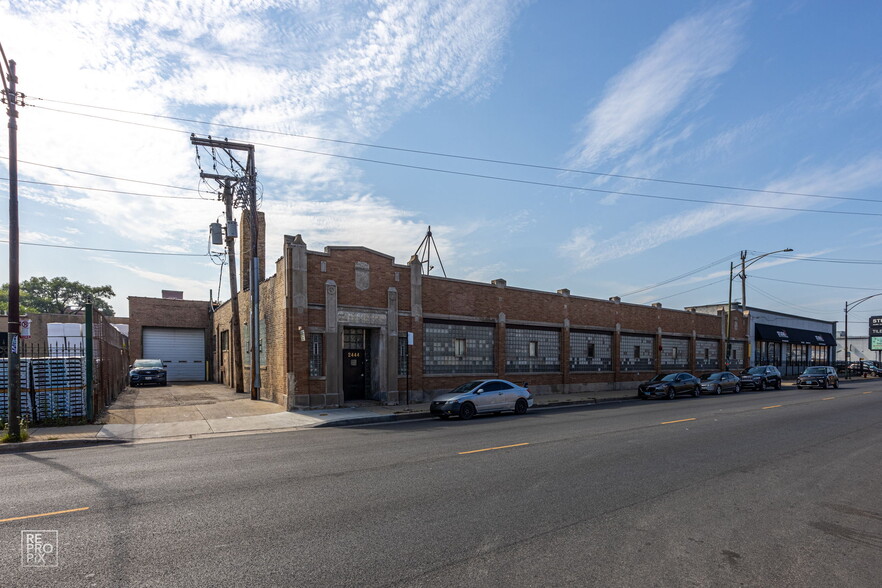 2444 N Pulaski Rd, Chicago, IL for sale - Building Photo - Image 1 of 1