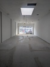 8801-8807 Santa Monica Blvd, West Hollywood, CA for lease Interior Photo- Image 2 of 4