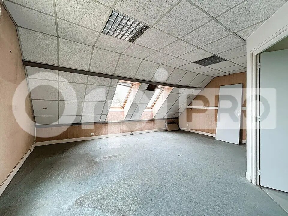 Office in Clermont for lease Interior Photo- Image 1 of 4