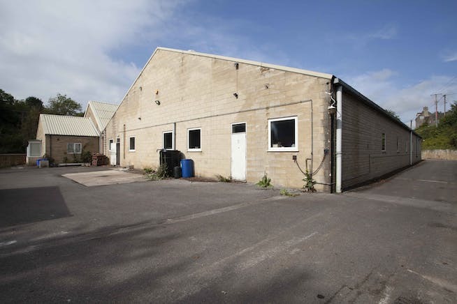 Brook Hl, Malmesbury for lease - Building Photo - Image 2 of 2