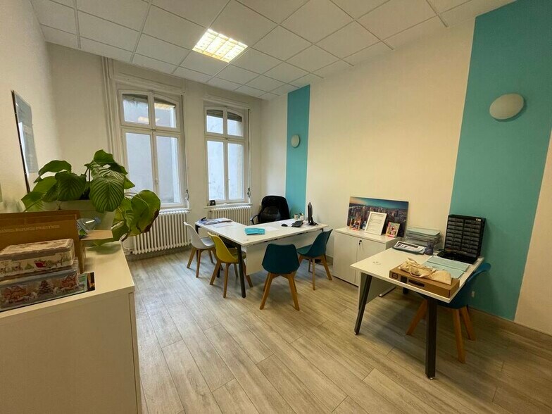 Office in Metz for lease - Interior Photo - Image 2 of 8