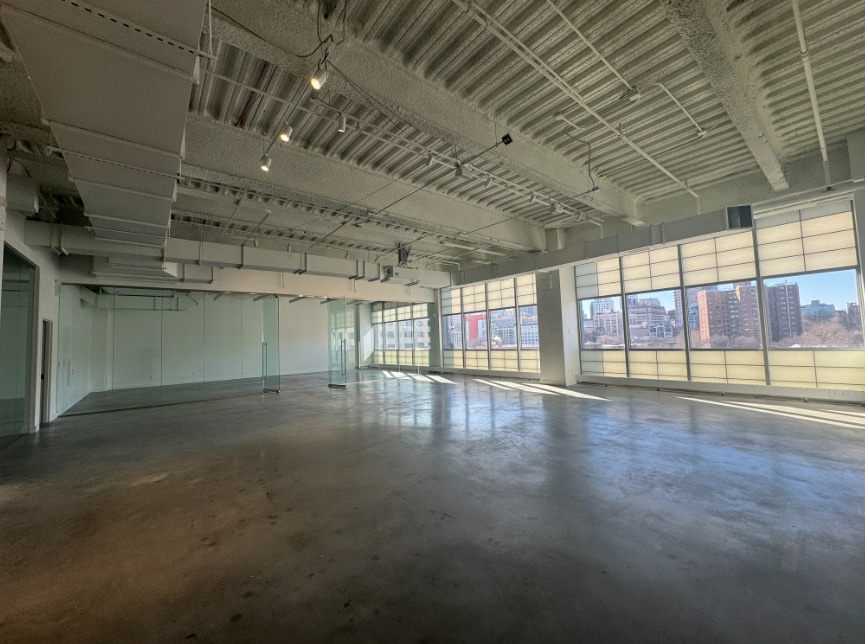 141 Flushing Ave, Brooklyn, NY for lease Interior Photo- Image 1 of 2