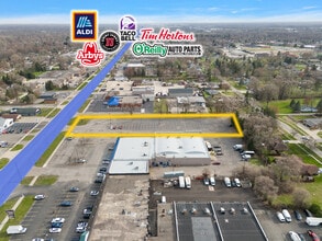 48081 Van Dyke Ave, Shelby Township, MI for lease Building Photo- Image 1 of 4