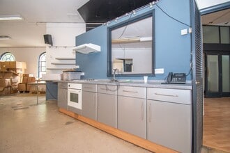 193 Charles St, Leicester for lease Interior Photo- Image 2 of 9