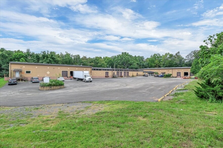 181 Boyd St, Montgomery, NY for sale - Building Photo - Image 3 of 9