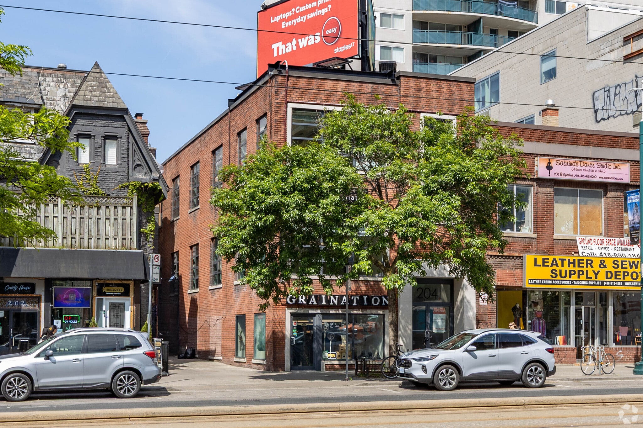 204 Spadina Ave, Toronto, ON for lease Building Photo- Image 1 of 3