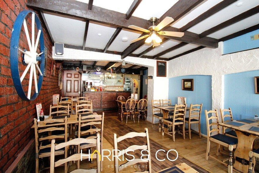 17 Poulton St, Fleetwood for lease - Building Photo - Image 2 of 26