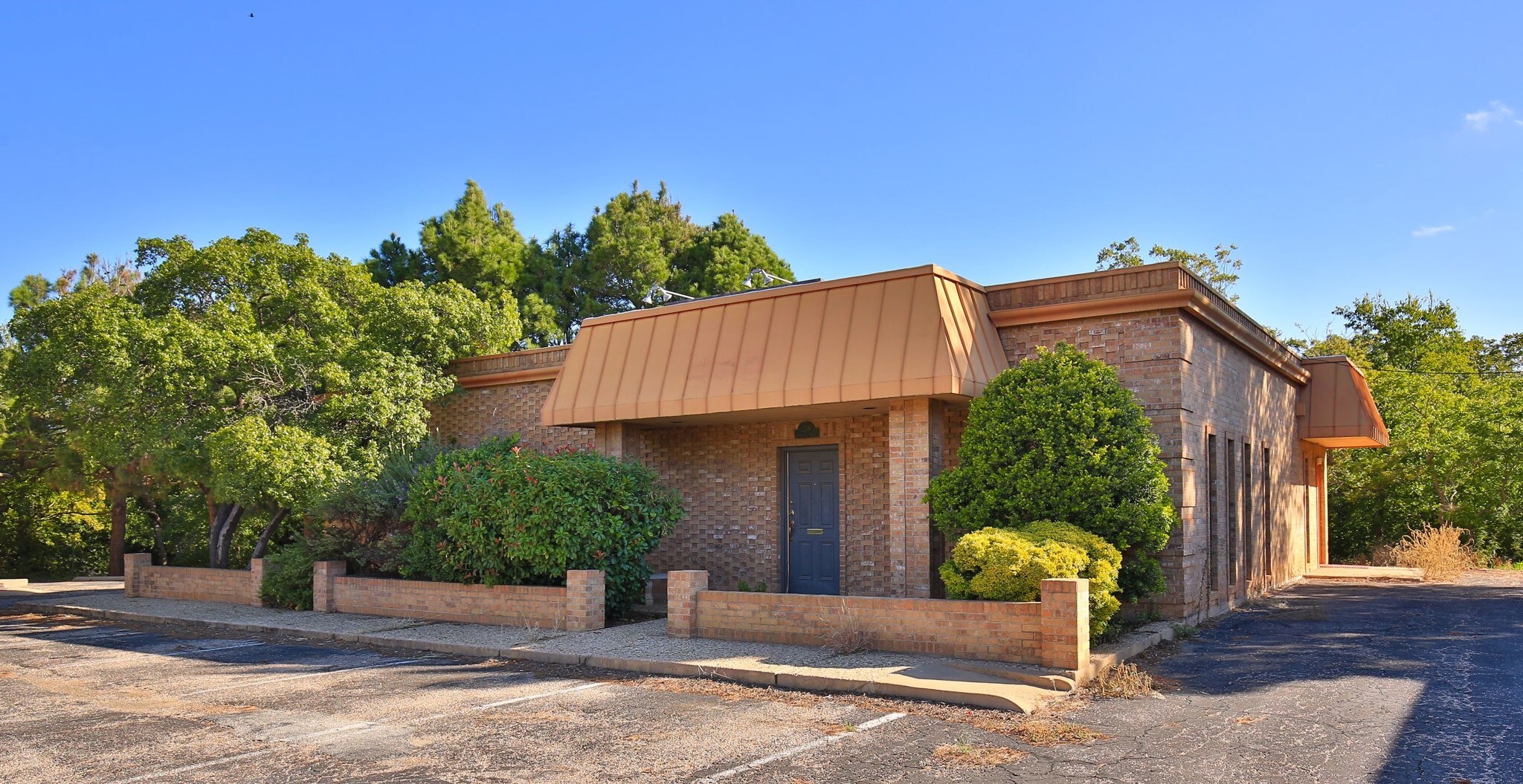 2209 S Danville Dr, Abilene, TX for sale Primary Photo- Image 1 of 1