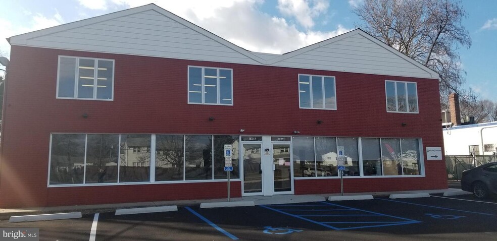 146 N Black Horse Pike, Haddon Township, NJ for lease - Building Photo - Image 2 of 2