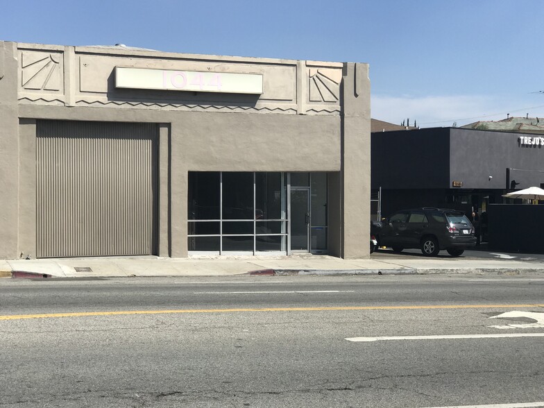 1044 S La Brea Ave, Los Angeles, CA for lease - Building Photo - Image 1 of 4