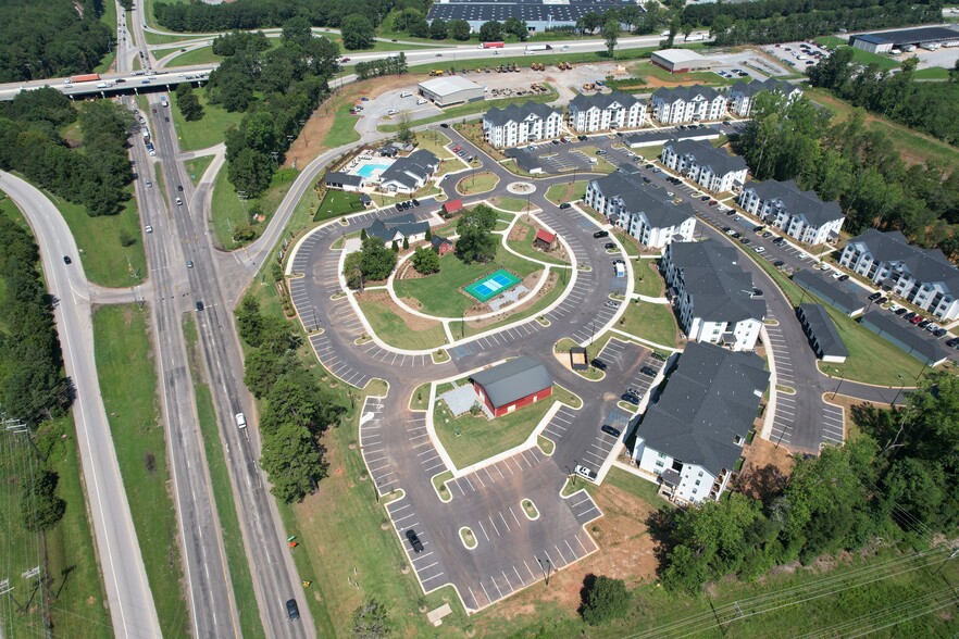 671 Corn Husk cir, Wellford, SC for lease - Building Photo - Image 3 of 3