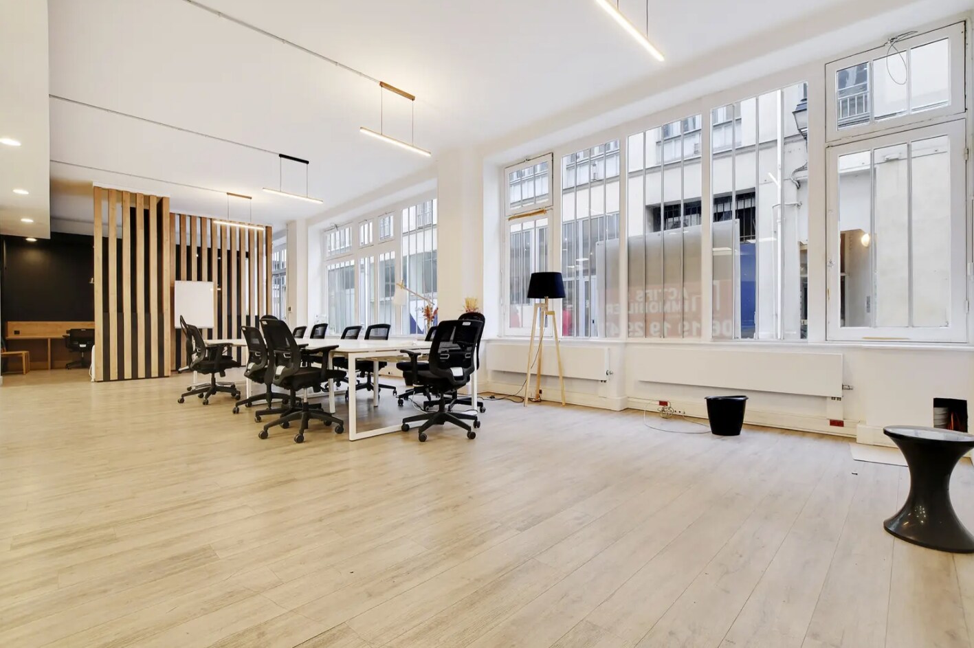 21 Rue Du Faubourg Saint-Antoine, Paris for lease Interior Photo- Image 1 of 6