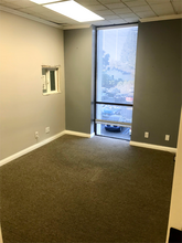 17337 Ventura Blvd, Encino, CA for lease Interior Photo- Image 2 of 8