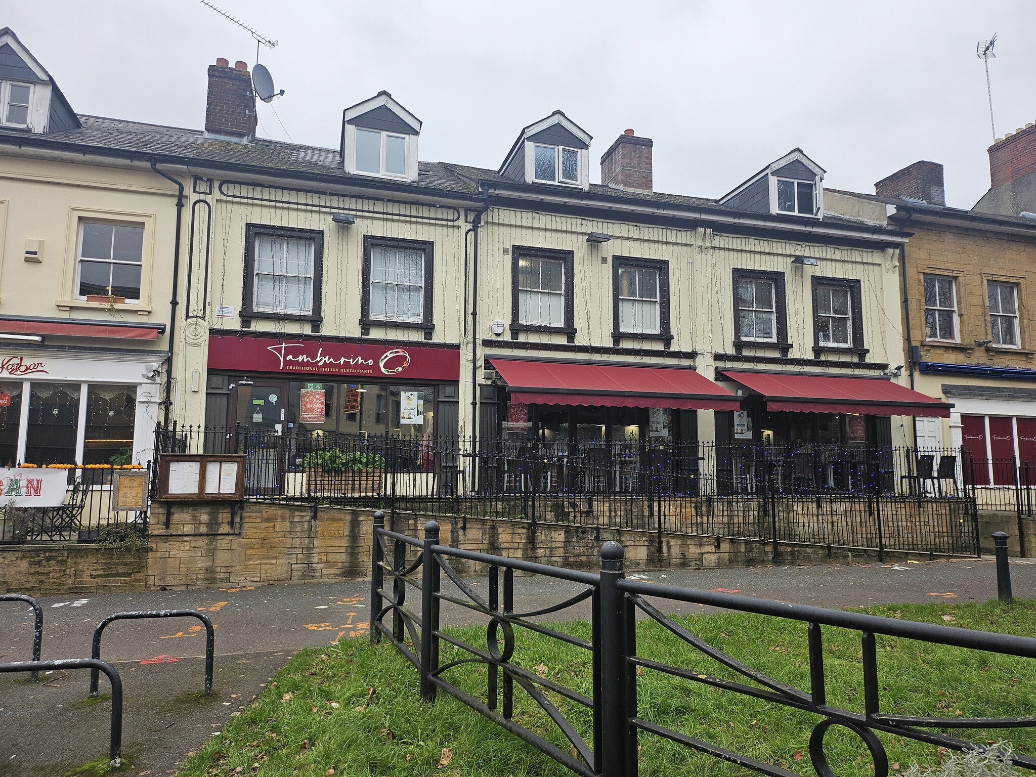 8-10 South Western Ter, Yeovil for sale Primary Photo- Image 1 of 6