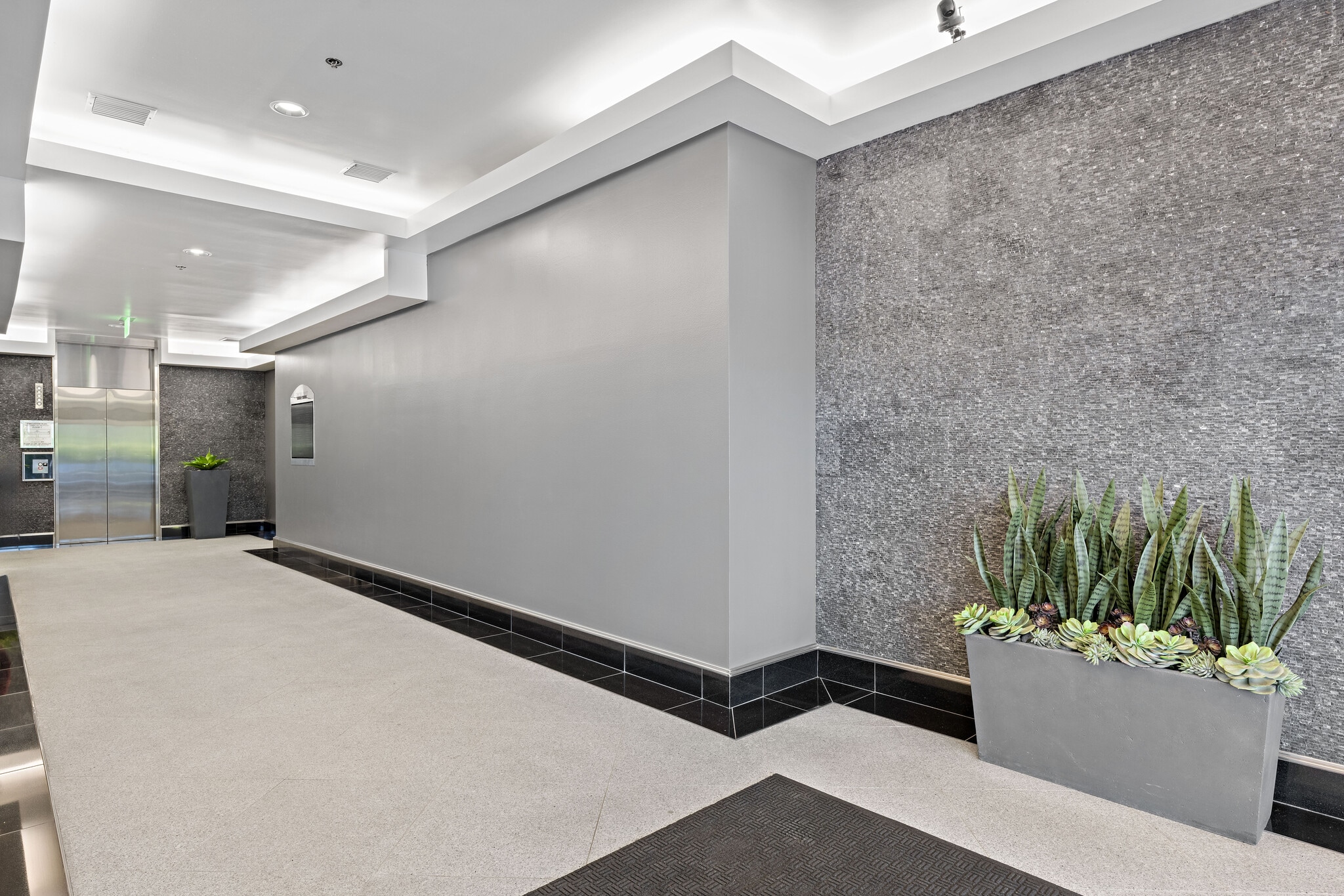 3110 Camino del Rio S, San Diego, CA for lease Interior Photo- Image 1 of 9